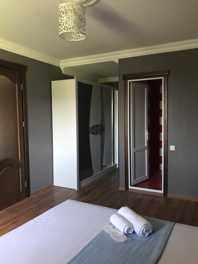 Nani'S Sweet Home Batumi Zewnętrze zdjęcie