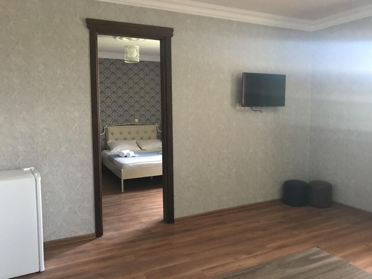 Nani'S Sweet Home Batumi Zewnętrze zdjęcie