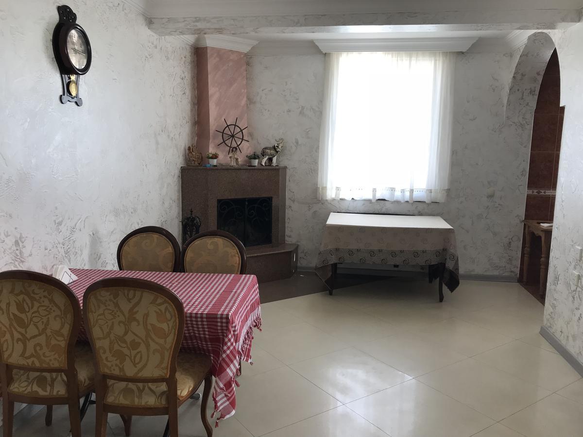 Nani'S Sweet Home Batumi Zewnętrze zdjęcie