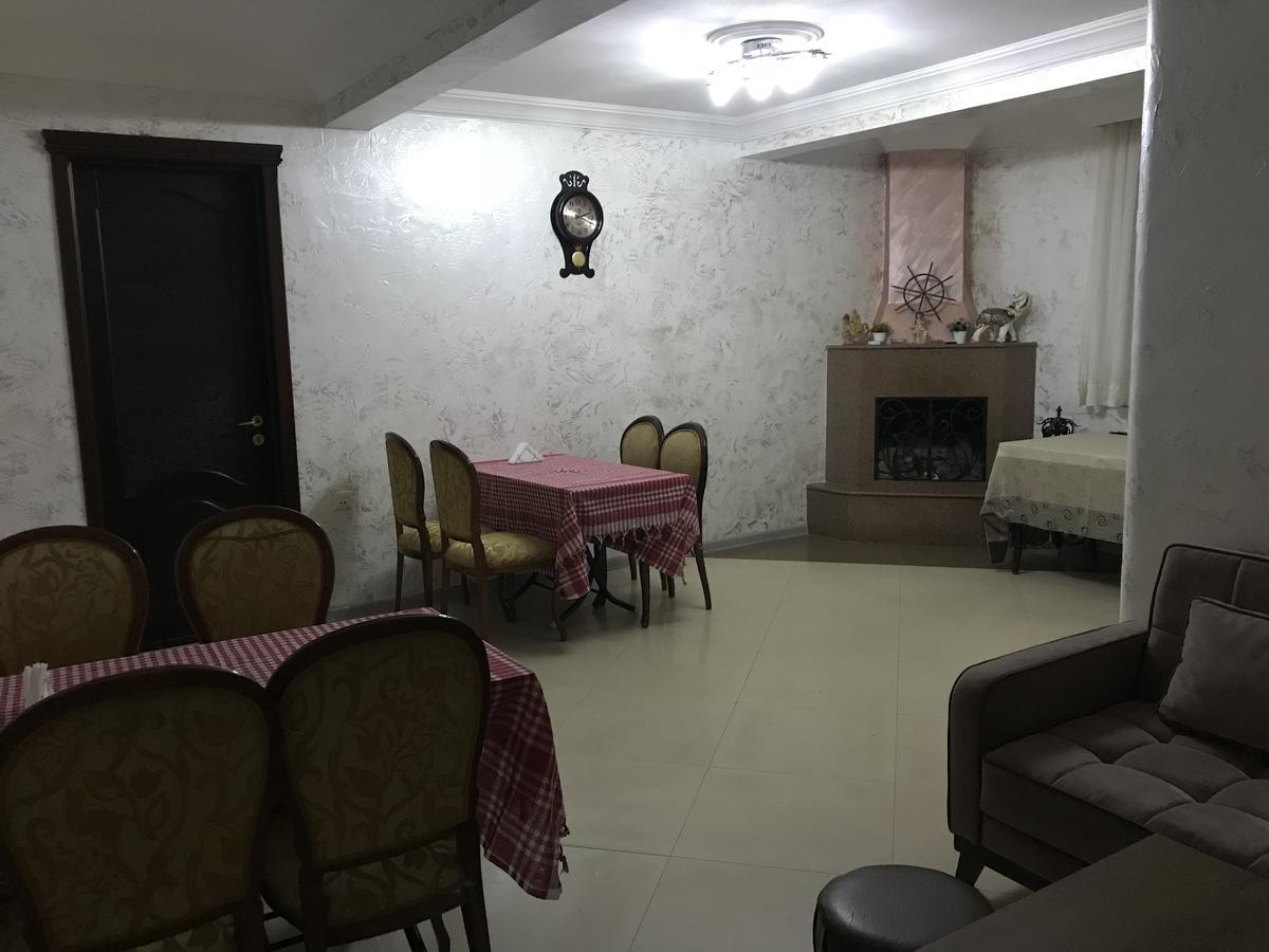 Nani'S Sweet Home Batumi Zewnętrze zdjęcie