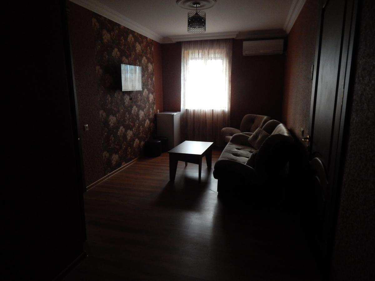 Nani'S Sweet Home Batumi Zewnętrze zdjęcie