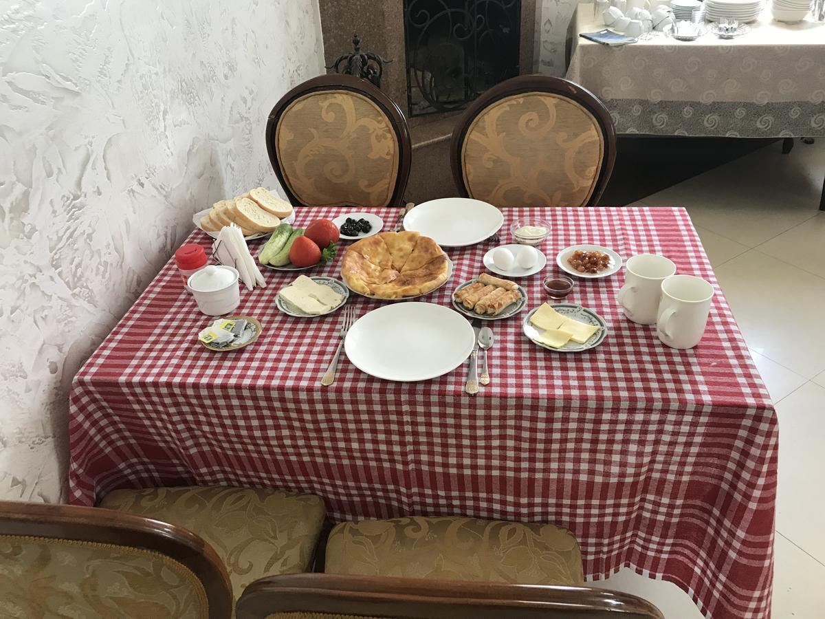 Nani'S Sweet Home Batumi Zewnętrze zdjęcie