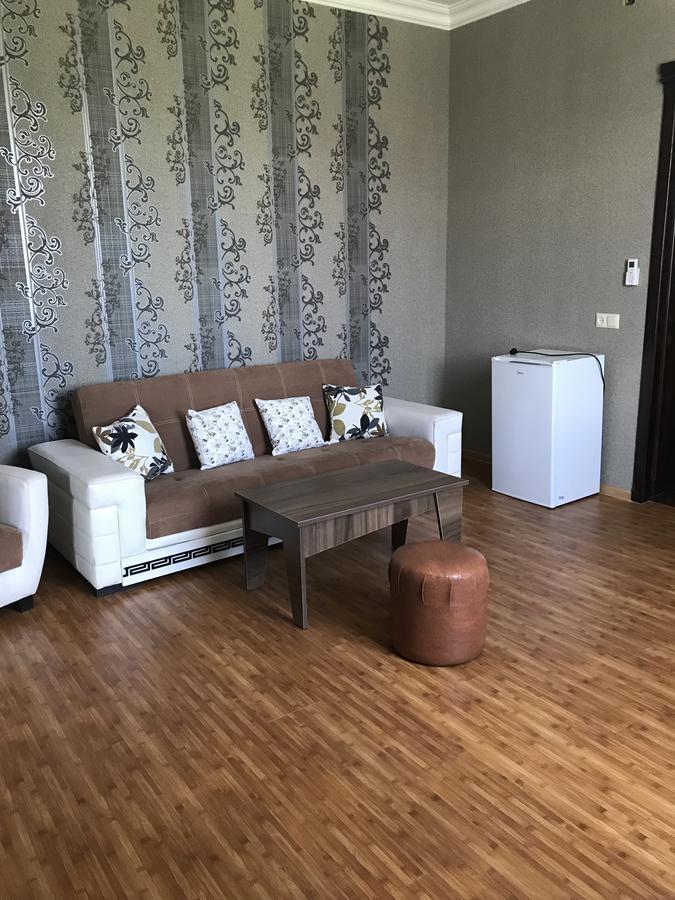 Nani'S Sweet Home Batumi Zewnętrze zdjęcie